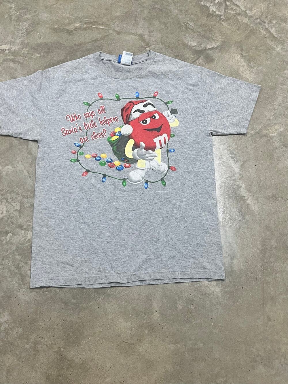 Vintage 2005 M&M’s Christmas Graphic T-Shirt Size large
🎅🍫